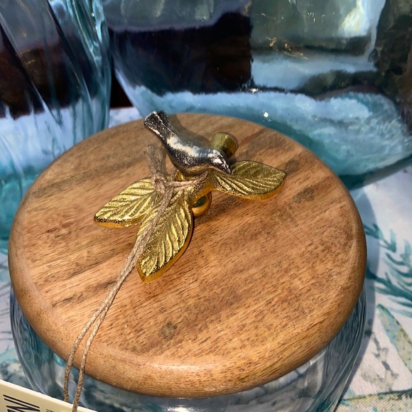 Glass Canister Jar with wood top & metal birds in gold & silver - Picture 2 of 5